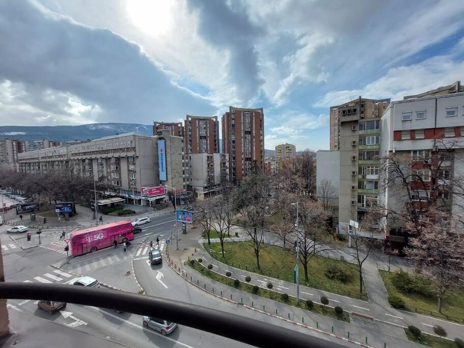 City Center Chic, Urban Apartment Skopje Exteriér fotografie