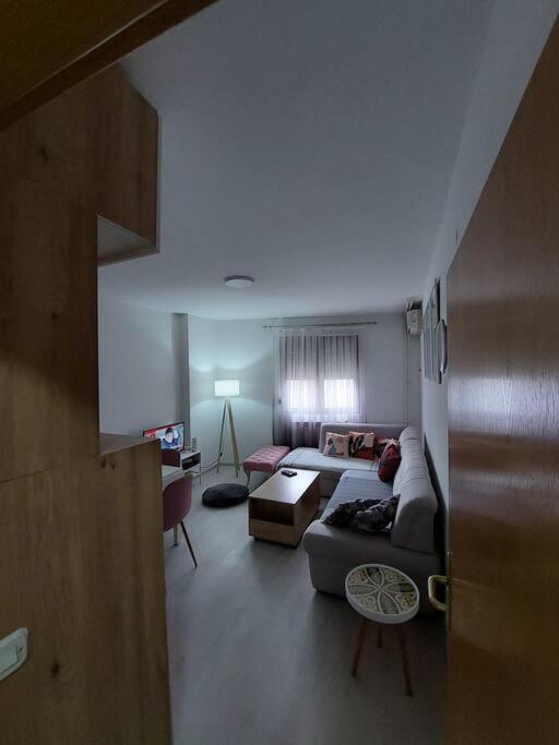 City Center Chic, Urban Apartment Skopje Exteriér fotografie